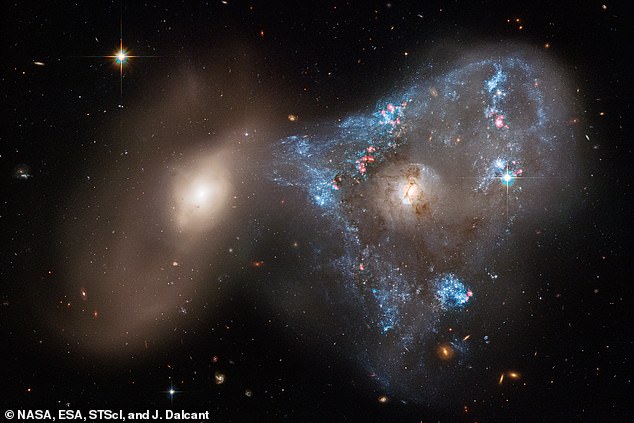 NASA'nın Hubble Uzay Teleskobu çarpıcı bir resim yakaladı.