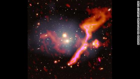 Yeni gökyüzü araştırması yüz binlerce galaksiyi ortaya çıkardı