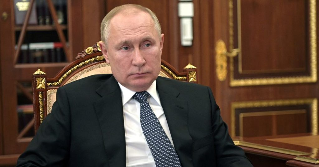 Putin "düşmanca" ülkelerin Rus gazı için ruble ödemesini istiyor