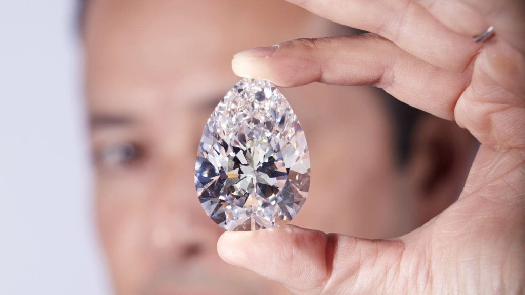 Müzayedede satılacak en büyük beyaz elmas 30 milyon dolara kadar çıkabilir
