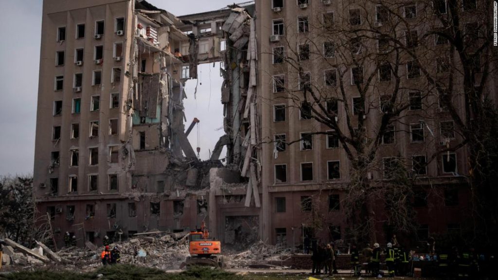 Rusya Ukrayna'yı işgal etti, fotoğraflar Mariupol patlamalarını doğruladı