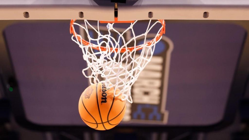 2022 NCAA Şampiyonası Braketi Tahminleri: March Madness uzmanları, teaser'ları, kazananları ve adayları seçti