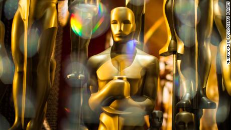 Oscar reytingleri geçen yılki tarihi düşüklerin ardından yükseldi
