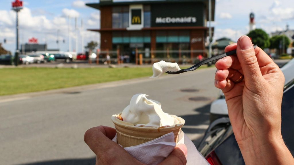 Tech Startup, McDonald's'a bozuk dondurma makineleri nedeniyle 900 milyon dolarlık dava açtı