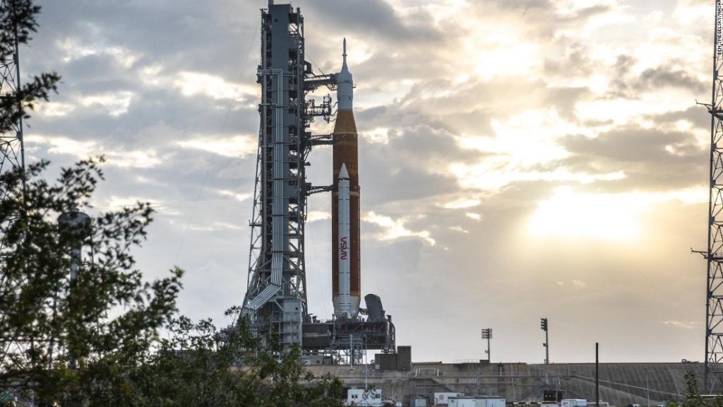 NASA'nın Artemis I devasa ay roket testi ikinci kez iptal edildi