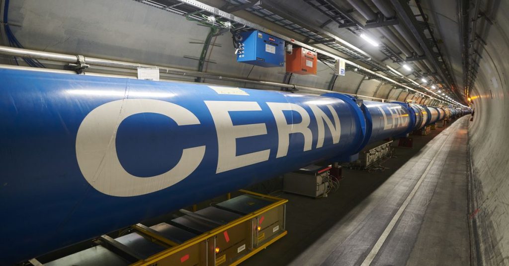 CERN'in parçacık hızlandırıcısı üç yıllık aradan sonra çalışmaya başladı