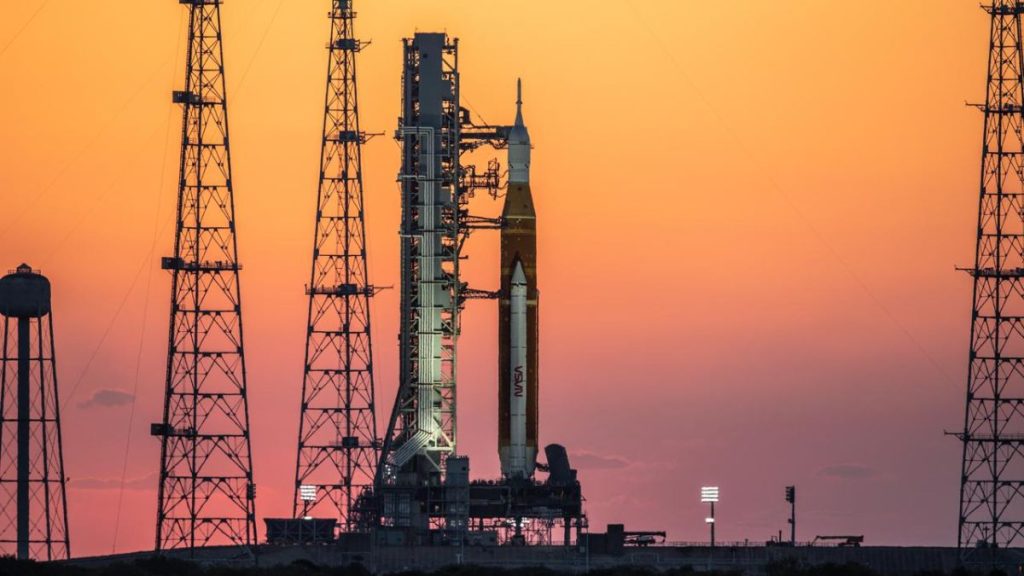 NASA, Artemis 1 ay roketine yakıt ikmali için üçüncü girişimi iptal etti