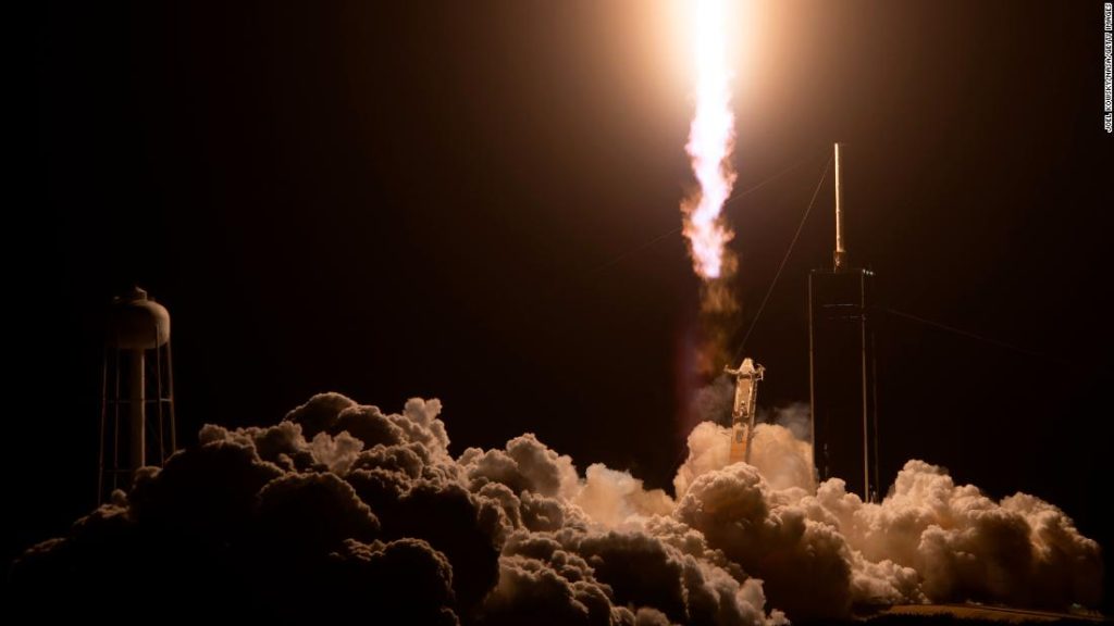 SpaceX, ABD fırlatma rekorlarını kırma yolunda.  defalarca