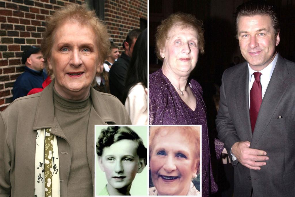 Alec Baldwin, annesi Carol Baldwin'in 92 yaşında vefat ettiğini Instagram'da duyurdu.