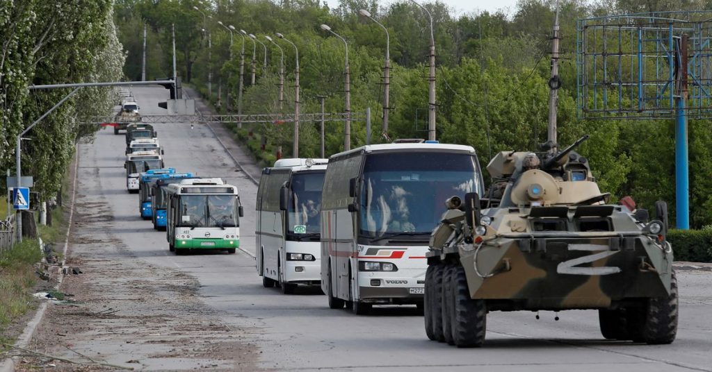 Rusya, Mariupol'da daha fazla Ukraynalı savaşçının teslim olduğunu söyledi