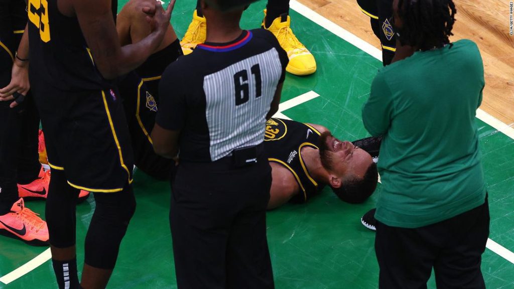 NBA Finalleri Maç 3: Steve Curry'nin sakatlığı Golden State Warriors'ın Boston Celtics'e 116-100'lük yenilmesi