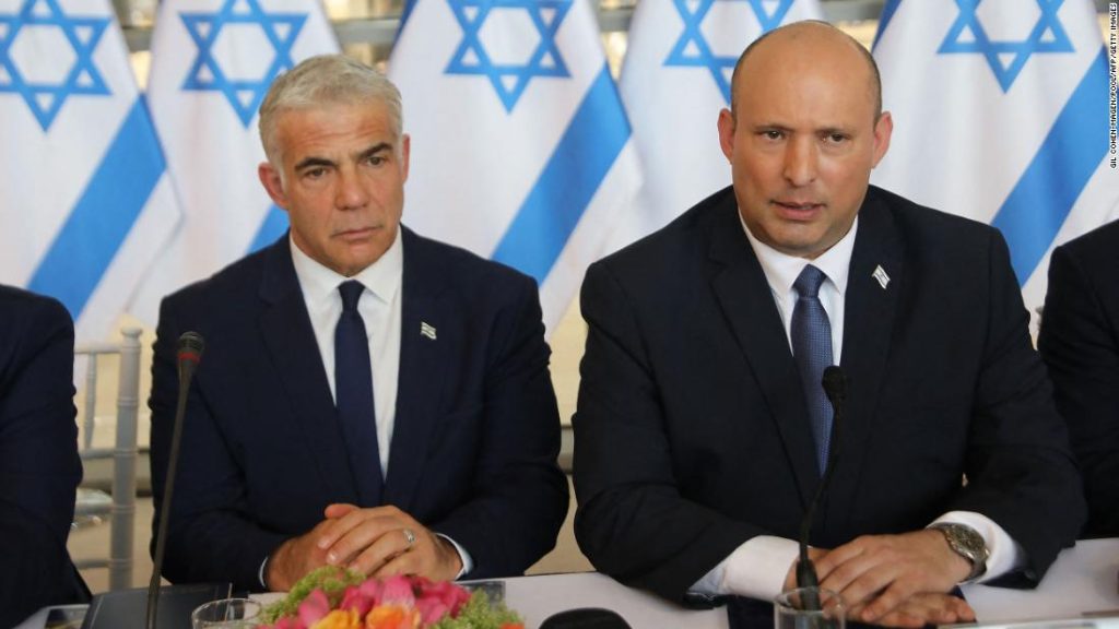 İsrail, Başbakan Bennett parlamentoyu feshetmeye çalışırken dört yıl içinde olası beşinci bir seçime hazırlanıyor