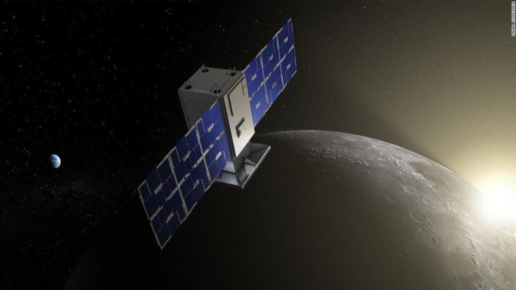 Mikrodalga büyüklüğünde bir uzay aracı, Dünya ile Ay arasındaki yeni bir yörüngeyi test edecek