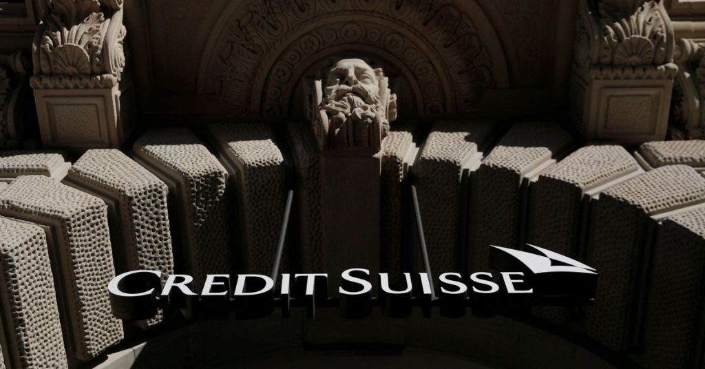 Credit Suisse hisseleri, State Street'te bildirilen faizle yükseldi