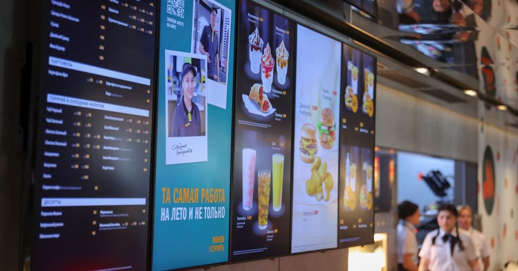 Lezzetli isim ama Big Mac yok: Rusya, McDonald's restoranlarını yeniden adlandırdı