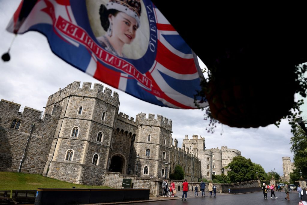 Platin Jübile: Kraliçe II. Elizabeth için Son Bir Parti ve İngilizlerin İhtiyacı Olan Parti