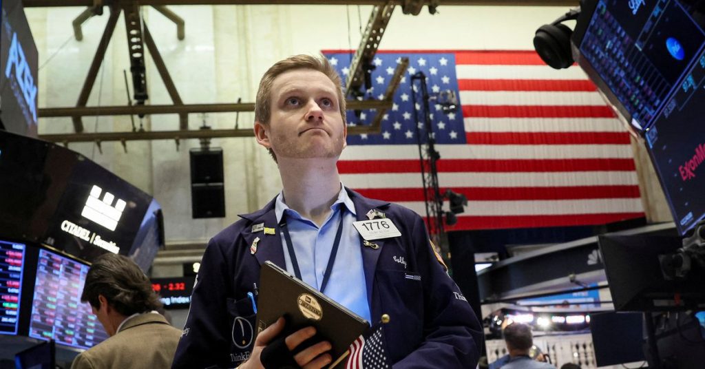Wall Street, Fed açıklamasının ardından yükselişle kapanmaya başladı