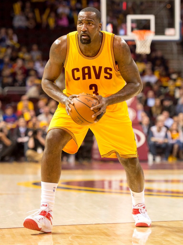 Kendrick Perkins, 2015 yılında Cavaliers için oynuyor.