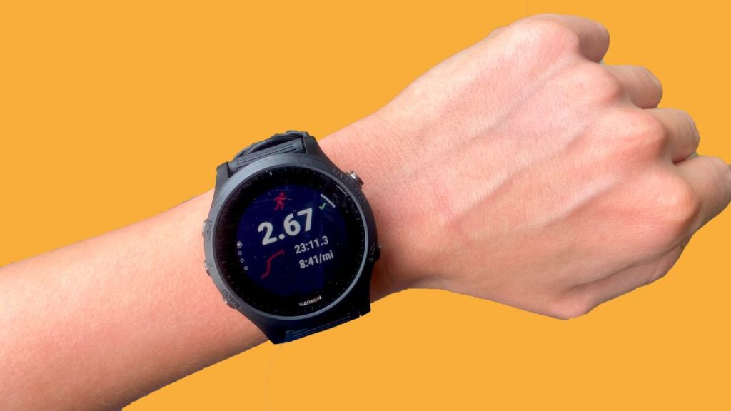 Amazon Prime Day Fitness Tracker Fırsatları: Garmin, Fitbit ve Apple'dan Düşük Fiyatlar Alın