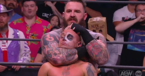 Brody King, Jon Moxley'e karşı geçici bir AEW şampiyonluğu maçı kazandı