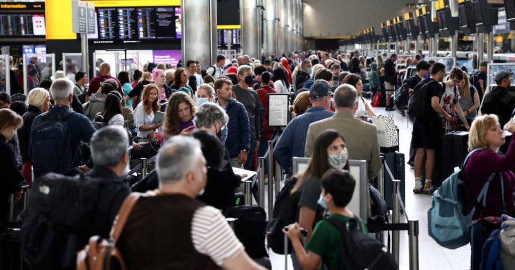 Londra Heathrow Havalimanı yolcu sayısını sınırlayacağını söyledi