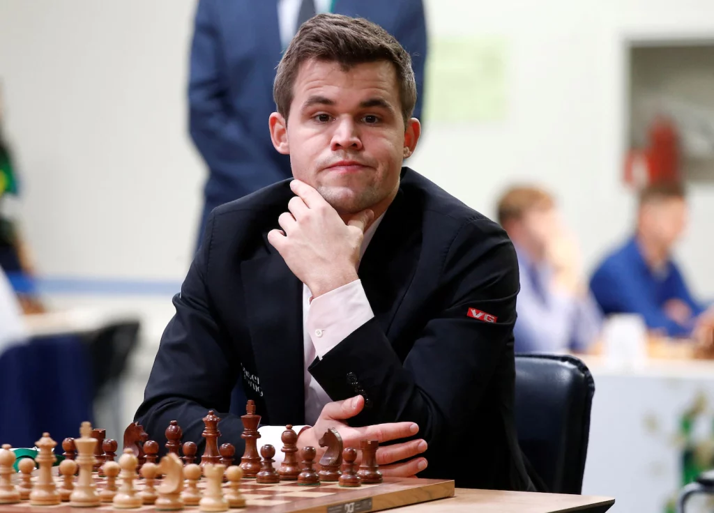 Magnus Carlsen heyecanlanmadığı için dünya satranç şampiyonluğundan vazgeçti
