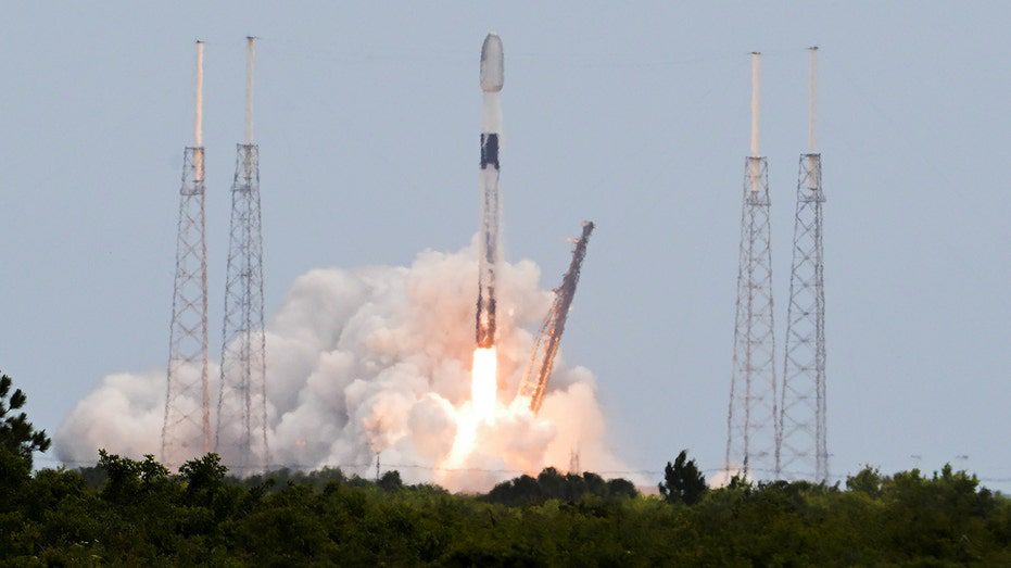Florida'da SpaceX fırlatma