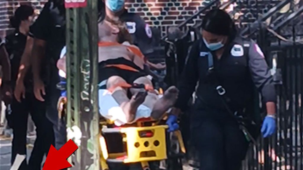 Boardwalk Empire'ın yıldızı Michael Pitt, New York'ta meydana gelen patlamanın ardından hastaneye kaldırıldı.