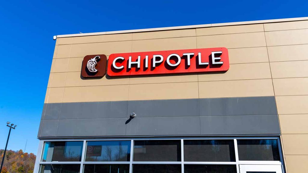 Chipotle, müşterilerin 3 dolarlık burrito sipariş etmelerine izin veren 'hack'e son veriyor