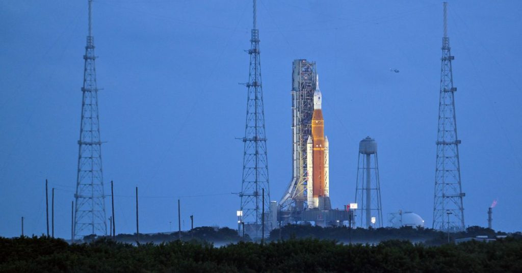 NASA, yakıt sızıntısını gerekçe göstererek Artemis ay roketinin yeniden fırlatılmasını iptal etti