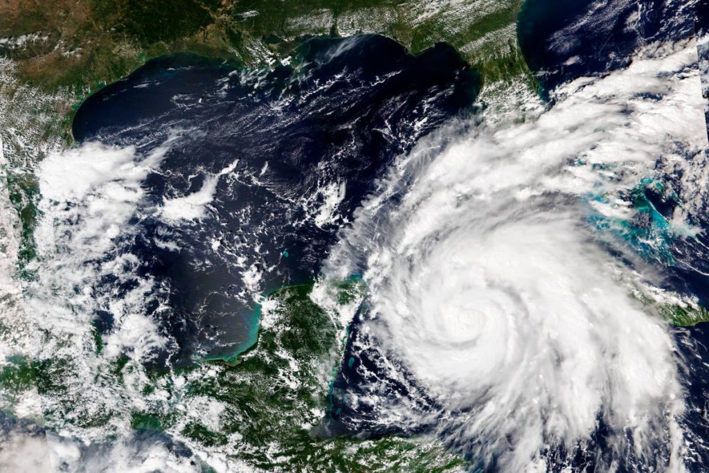 Son Kasırga Ian: Kategori 3 fırtınası Küba'ya indi