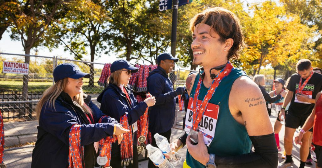 Chicago Maratonu için ikili olmayan bir koşucu deneyimi