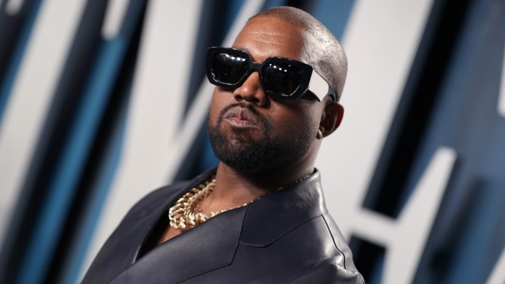 JPMorgan Chase, anti-Semitik tweet'lerinden önce Kanye West ile bağlarını kesti