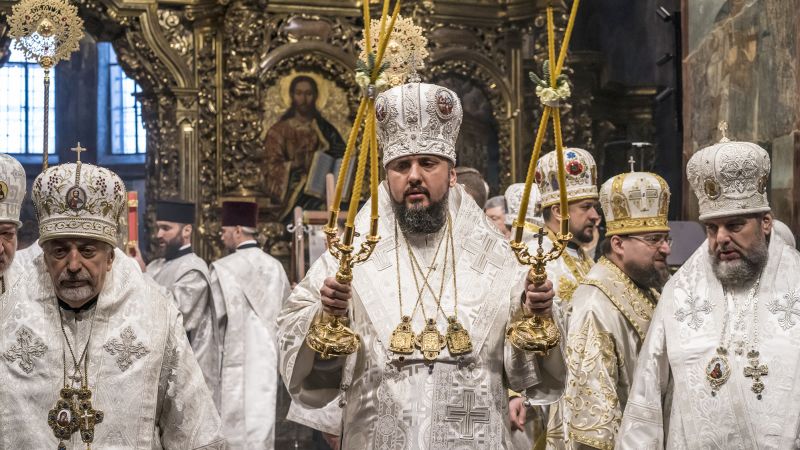 Ukrayna Ortodoks Kilisesi, Moskova ile arasındaki düşmanlık derinleşirken 25 Aralık'ta Noel kutlamalarına izin veriyor