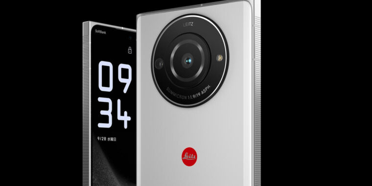 Leica'dan "Leitz Phone 2", 1 inçlik dev bir kamera sensörüne, manyetik lens kapağına sahip