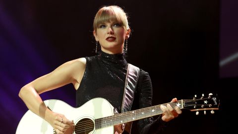 Taylor Swift, yeni turuna önümüzdeki Mart ayında başlayacak.  Amerika Birleşik Devletleri genelinde 52 stadyumu vurur.