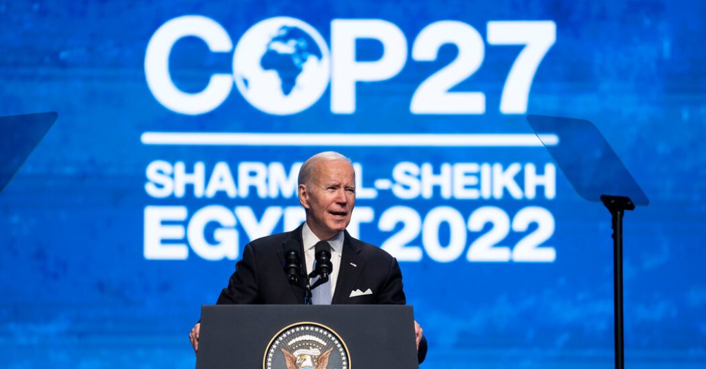 Biden, COP27 iklim zirvesinde konuşurken yaşananlar şöyle: