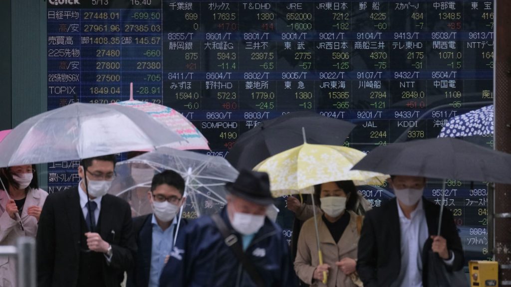 Hong Kong hisseleri düştü Asya piyasaları Fed'in faiz kararı öncesi karıştı