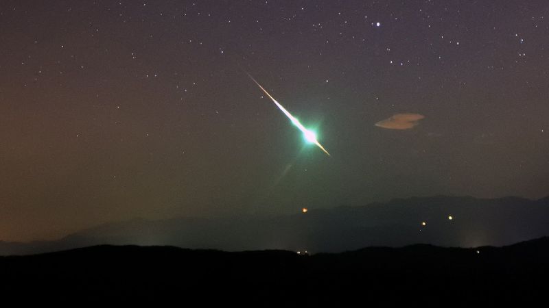 Taurid'deki güney meteor yağmurları bu hafta ateş toplarında bir artış getirecek